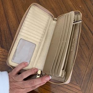 Michael Kors wallet
